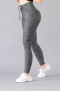 Leggings control abdomen