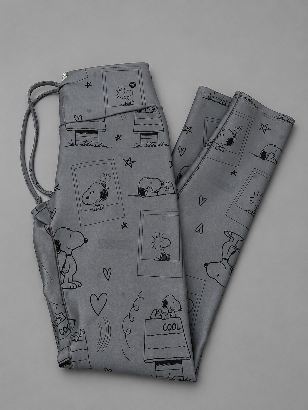 Leggings control abdomen
