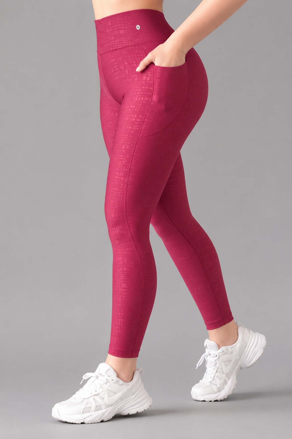 Leggings control abdomen